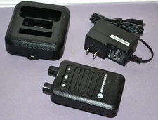 Motorola Minitor VI 6 UHF Pager 450-486 MHz 1 Channel With Battery & Charger