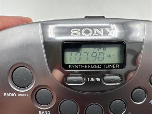 Sony Walkman WM-FX251 mit Ledertasche - Kassette funktioniert nicht - Radio gut - Bild 2 von 23