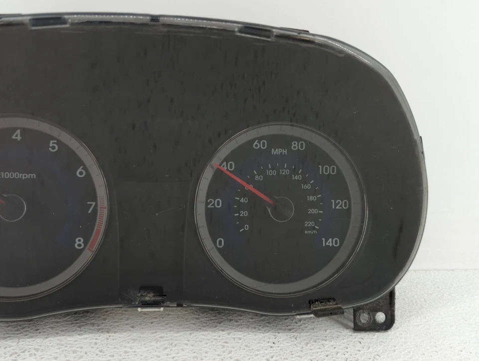 Cuadro de instrumentos velocímetro Hyundai Accent 2015-2017 indicadores LNOUZ Foto 4 de 4
