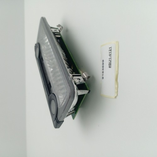 2009-2015 BMW F03 Rear Overhead Dome Light 9163699 - Picture 4 of 7
