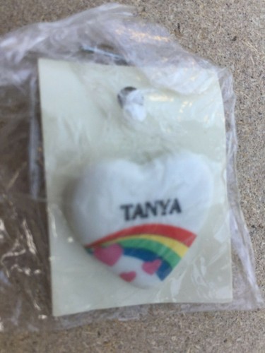 Pin Vintage Corazón Arco Iris Personalizado Nombre Femenino Alison Brenda Carrie Etc. - Imagen 3 de 145