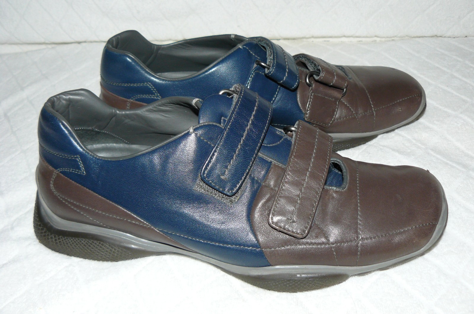 Prada MUJER ZAPATILLAS zapatos US negroazul Cuero Velcro Italia GUC el mas de moda Prada MUJER ZAPATILLAS zapatos US US US negroazul Cuero Velcro Italia GUC perfecto