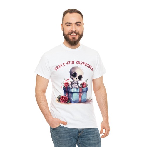 Halloween skeleton gift box t shirt men and women spooky Unisex Heavy Cotton Tee - Bild 18 von 73