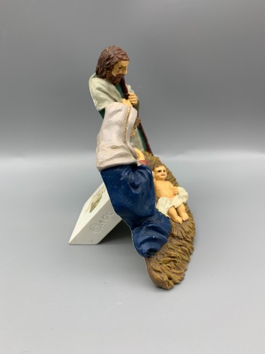 Carlton Cards Mary, Joseph and Jesus Figurine with Attached Stand - Picture 3 of 6