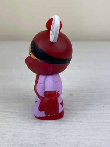Cutesters series 2 Vinylmation figure (Girl, red scarf) - Picture 2 of 10