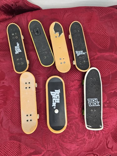 Tech Deck Lot of 7 Used Skateboards - Rob Dyrdek, Yoda, Plan B - Conditions Vary - Picture 2 of 2