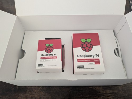Raspberry Pi 400 Kit, Broadcom BCM2711, 1.80 GHz, 4GB, UK - Afbeelding 4 van 4