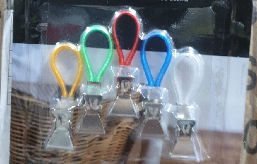5 Kitchen Tea Towel Clips Cloth Hanging Cloth Loop Pegs Pot Holder