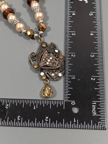 Butterfly Rhinestone Beige Faux Pearl Brown Glass Beaded Silver Tone Necklace - Picture 8 of 8