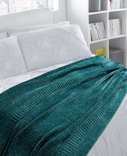 Montauk Chenille Luxe Throw Boxed Gift Set, 50 X 60 - Picture 2 of 8
