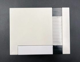 Nintendo Entertainment System NES Control Deck Console In Box w/ Controllers