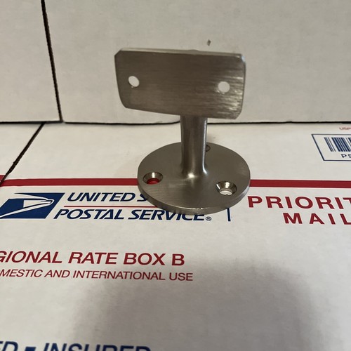 Deltana Solid Brass Light Duty Hand Rail Bracket - HRC175U15 - Satin Nickel - Picture 4 of 9