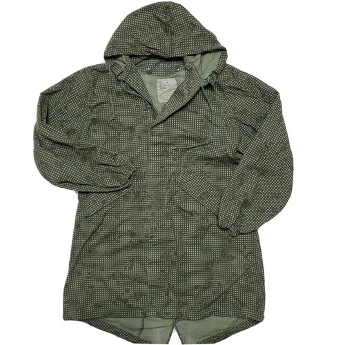 Vintage GI USA Army Military Camo Night Desert Fishtail Parka with Hood