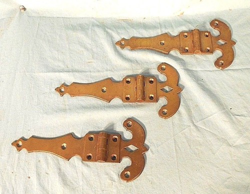 VINTAGE SET OF EARLY 20th CENTURY ARTS+CRAFTS FANCY BRASS HINGES - Picture 4 of 7