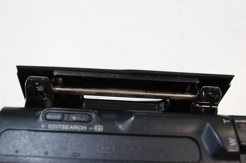 Sony PAL CCD-TR512E PAL HI8 8mm Video8 Camcorder VCR Player Video Transfer - Picture 22 of 24