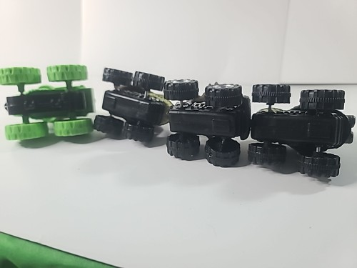 Lot Of 3 Dinobros Dinosaur Park Head Pull Back Friction Jurassic  Monster Trucks - Picture 4 of 4