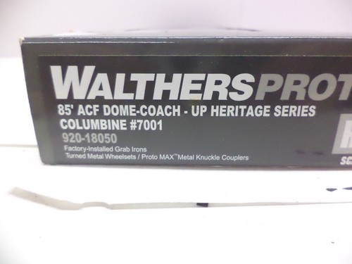 Walthers Proto Ho 920-18050, ACF Dome-Coach, Union Pacific, Columbine, lot B - Picture 2 of 3