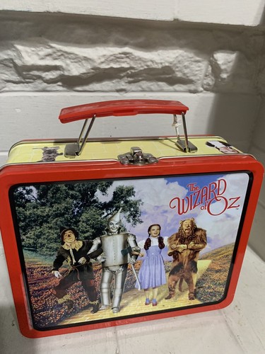 VINTAGE 1998 "THE WIZARD OF OZ" COLLECTABLE TIN LUNCH BOX 8X6" - Picture 2 of 4