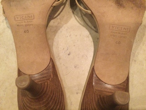 GIUSEPPE ZANOTTI DESIGN Beige Leather 3-3/8" Heel Strappy Jeweled Slide  Sz 40 - Picture 8 of 8