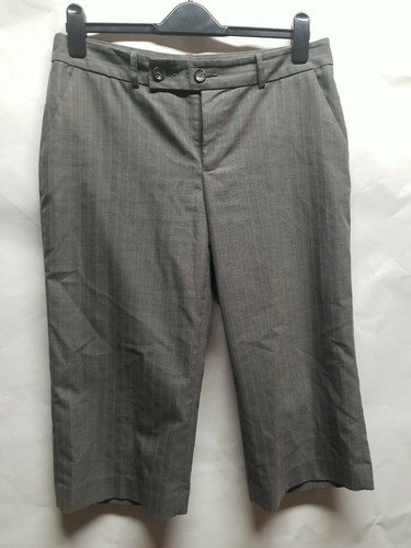 Banana Republic Women’s Stretch Stripe Dress Capri Pants Gray, size 10 - Picture 1 of 3