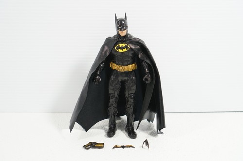 Mezco Sovereign Knight Batman Onyx Exclusive One:12 Exclusive Figur