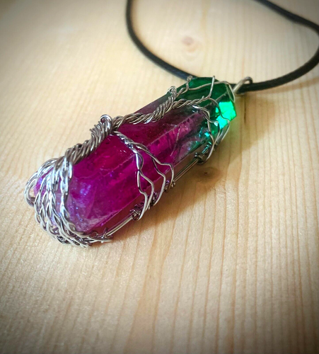 Wire Wrapped Rainbow Aura Crystal Quartz Pendant Necklace Reiki Healing Gift - Imagen 2 de 4