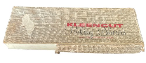 VINTAGE KLEENCUT PINKING SHEARS WITH AUTOMATIC STOP / ORIGINAL BOX  - Picture 1 of 5