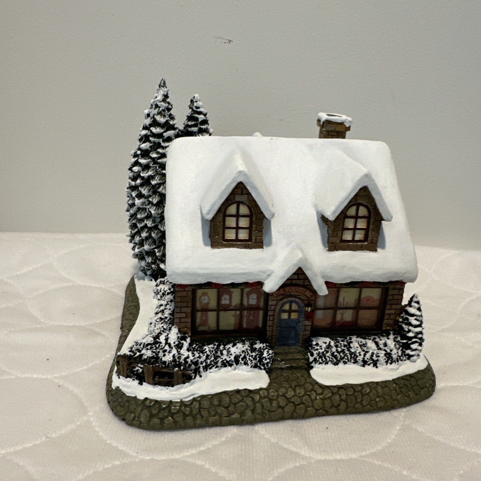 Picture 1 of 4