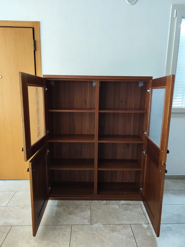 Vetrina Mobile In Legno - Immagine 3 di 4