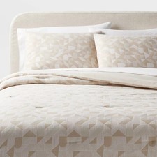 Full/Queen Geo Matelasse Comforter and Sham Set Khaki/Ivory - Threshold: