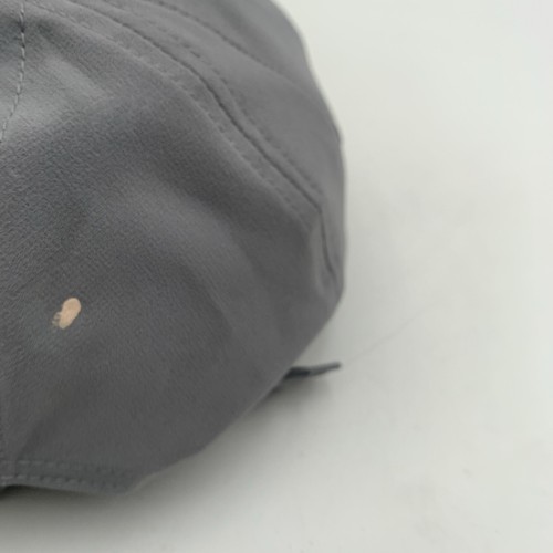 Cappello da corsa Adidas Climacool grigio cinturino schiena berretto regolabile stoppini sudore - Foto 7 di 9