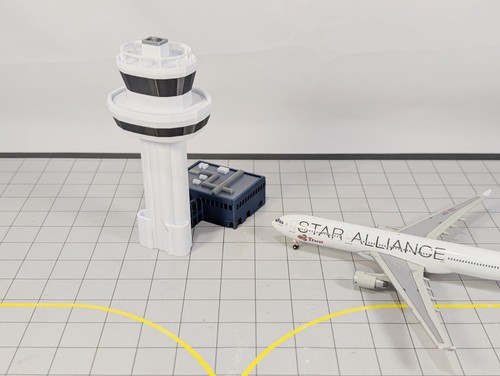 LONDON GATWICK AIRPORT ATC Air Traffic Control Tower 1:400 Scale Building Model - Picture 3 of 7