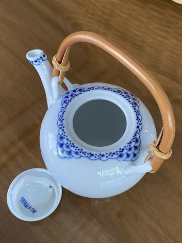 Royal Copenhagen Princess Teapot 1Pc - Picture 9 of 11