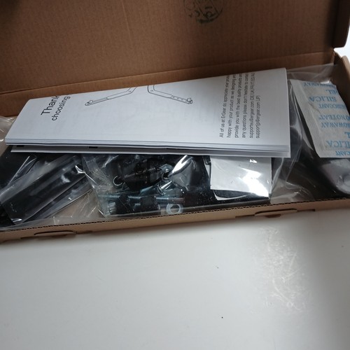 ErGear VESA Mount Adapter, Universal Non-VESA Monitor Stand Adapter für 17 bis 27 - Bild 9 von 10