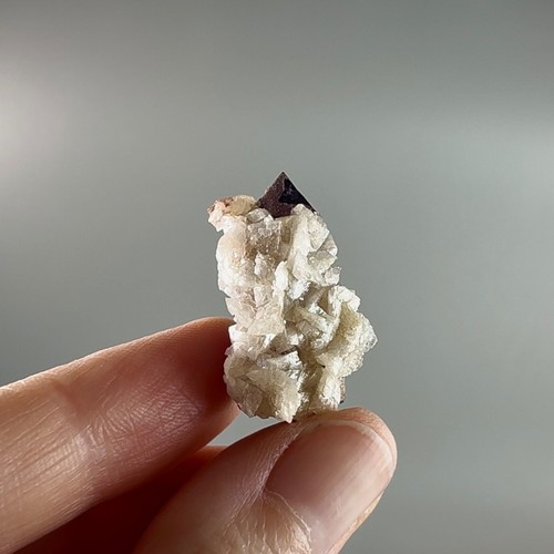 Stunning Rare Grape Jelly Brandberg Amethyst Crystal w Pearlescent Dolomite - Picture 9 of 9
