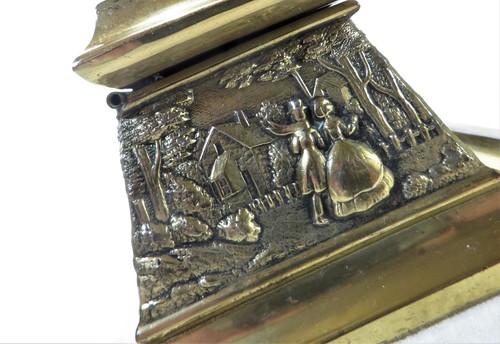 Antique Victorian Brass Double Inkwell w/ Horse Carriage Scene - Picture 11 of 12