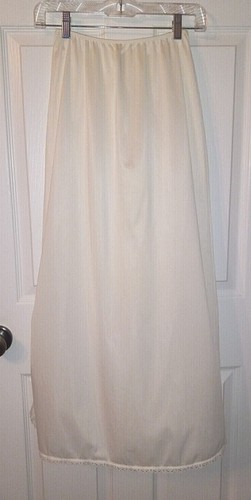 #116 Vintage Woman's Long Ivory Split Slip with Pillowtag Size 27-29 - Picture 3 of 13