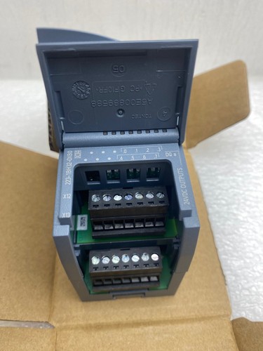 Siemens SIMATIC S7-1200 Digital I/O 6ES7223-1BH32-0XB0 / 6ES7223-1BH32-0XB0 - Picture 6 of 7