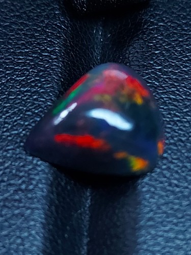 Ethiopian black opal cabochon - loose natural welo Opal gemstone 4.15 CTS - Bild 3 von 10