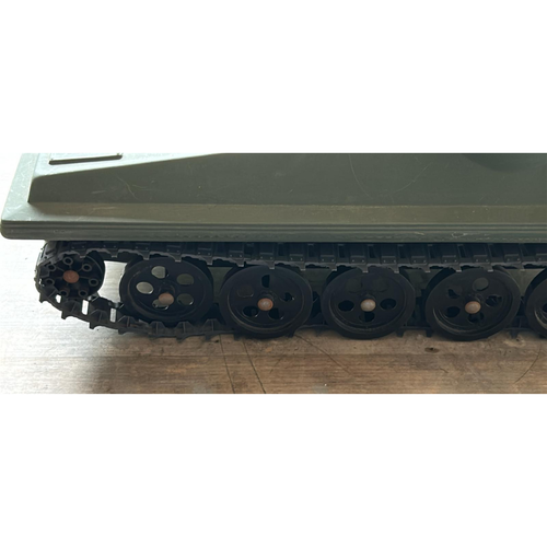Tanque Action Man Scorpion con ambas escotillas, escape y buenas pistas VAM - Imagen 10 de 18