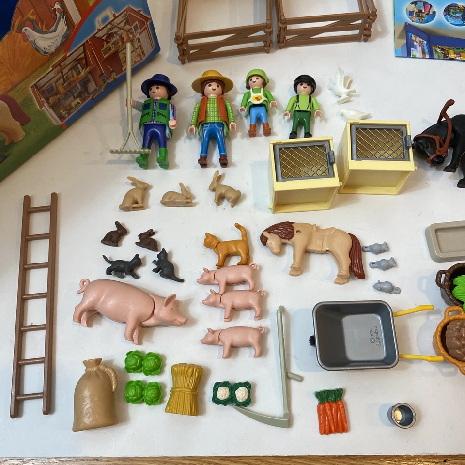 Playmobil 4142 Take Along Farm House Complete W Box And Manual - Image 4 of 4