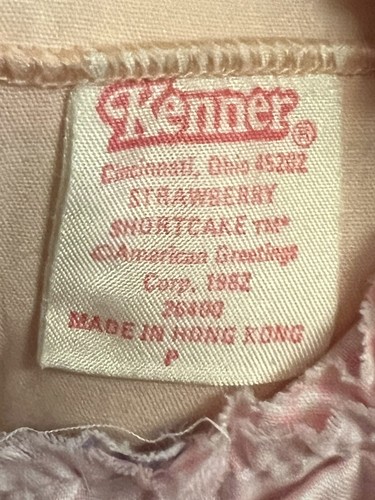 Kenner 1982 Strawberry Shortcake Blows Kisses 14” Baby Doll Vintage - Picture 4 of 8