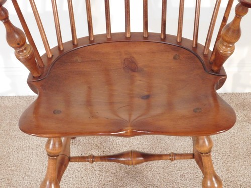 D R Dimes 18th Century Reproduction Comback Windsor Chair - Picture 4 of 13