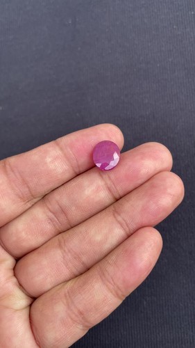 Natural Ruby Faceted Cut Oval Shape Gemstone, Loose Gemstone 12.5x10x4 MM 5Ct. - Video 1 of 1