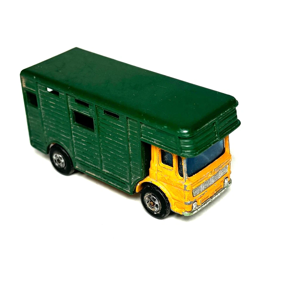 VTG Matchbox Lesney Superfast #17 Horse Box Ergomatic Truck Made in England 1969 - Image 2 of 4