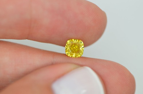 Loose Yellow Diamond Cushion Shaped Fancy Color Natural Enhanced 1.01 Carat VS2 - Picture 6 of 10