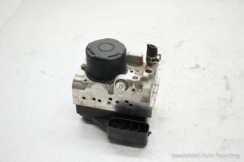 2005 LEXUS IS300 3.0L A/T ABS Anti-Lock Brake Pump System | 44540-53020 - Picture 1 of 9