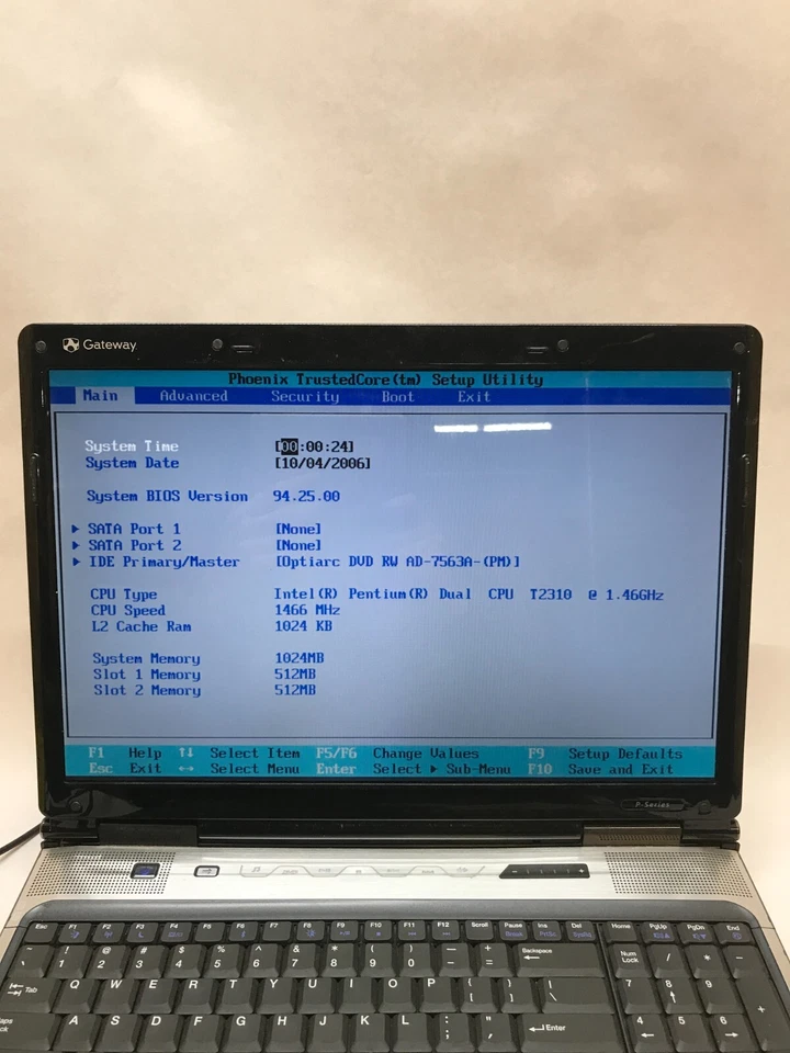 Gateway P-6301 17" Intel Pentium T2310 1.46GHz 1GB RAM NO HDD/OS No Battery - DW - Image 2 of 4