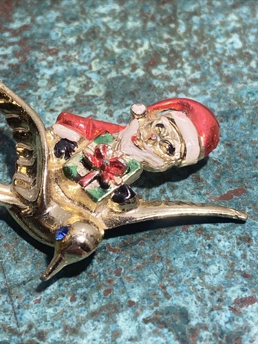 BEATRIX SANTA RIDING A BIRD ENAMEL PIN BROOCH SIGNED VINTAGE - Picture 5 of 11