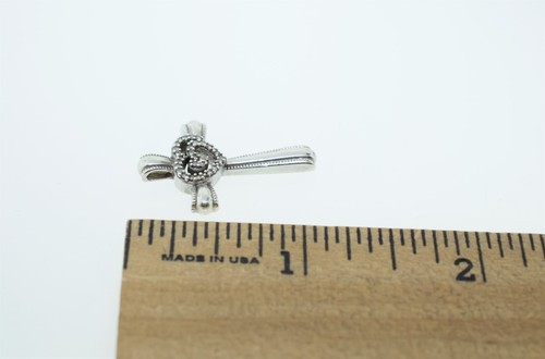 Colgante Cruz Corazón Doble Diamante Plata Esterlina Vassil Sayde L  - Imagen 3 de 3